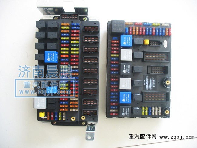 WG9716582301,電氣接線盒總成,濟南晨鵬經(jīng)貿(mào)有限公司