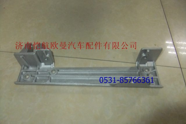 H4531010108A0,面板扶手支座GTL右,濟南愷航歐曼汽車配件有限公司