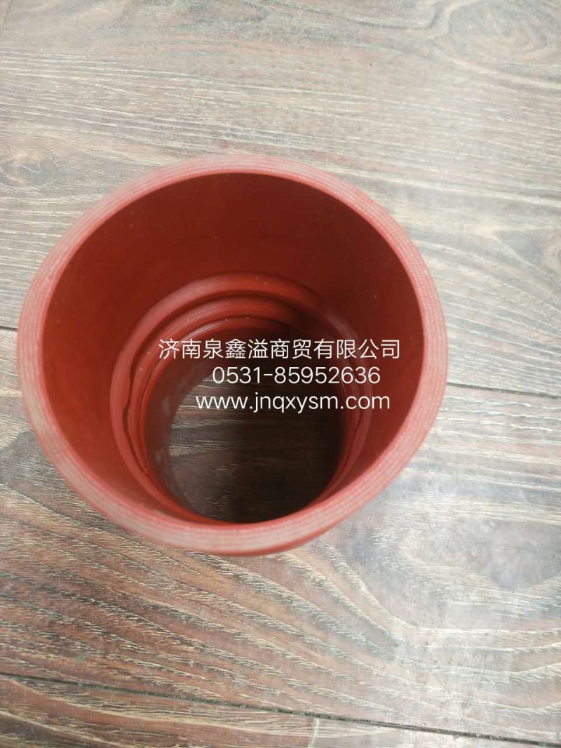 100111900133,中冷器連接管III,濟南泉鑫溢商貿有限公司