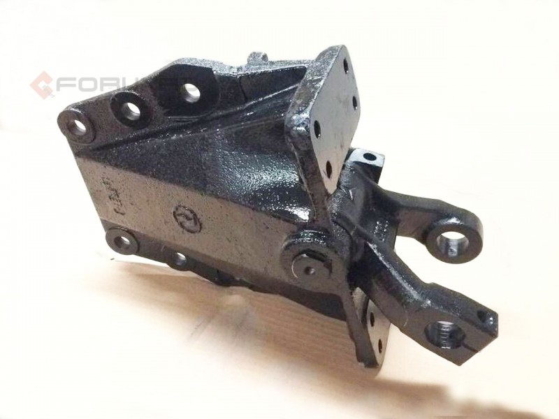 DZ9114520144,Front spring right rear bracket,濟南向前汽車配件有限公司