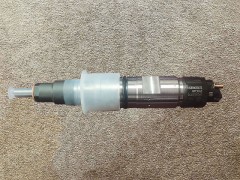 610800080073,Fuel injector WP7.240 E30,濟(jì)南向前汽車配件有限公司