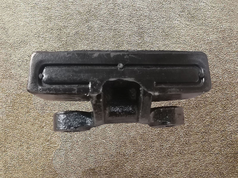 DZ3X259537006,Water tank bracket,濟南向前汽車配件有限公司