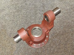 199100410007,Knuckle shaft fork assembly,濟(jì)南向前汽車(chē)配件有限公司